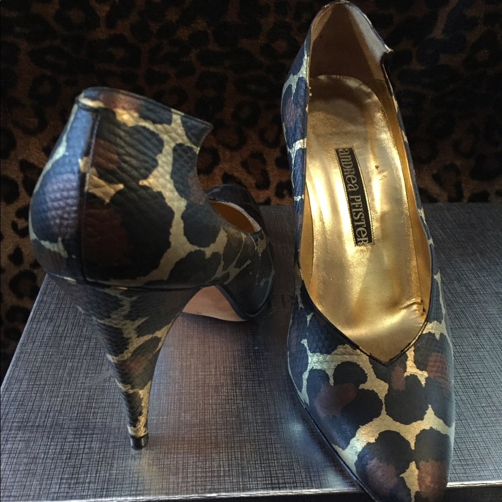 Andrea Peister leopard print leather pumps.